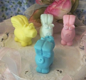 When Pigs Fly Soap and Wax Tart Mold