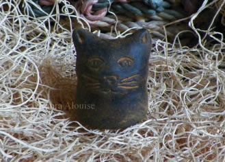 Primitive Olde Cat Shelf Sitter Soap and Beeswax Mold