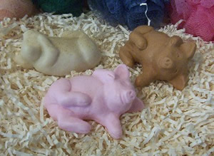 Rolling Barnyard Pig Soap and Beeswax Mold